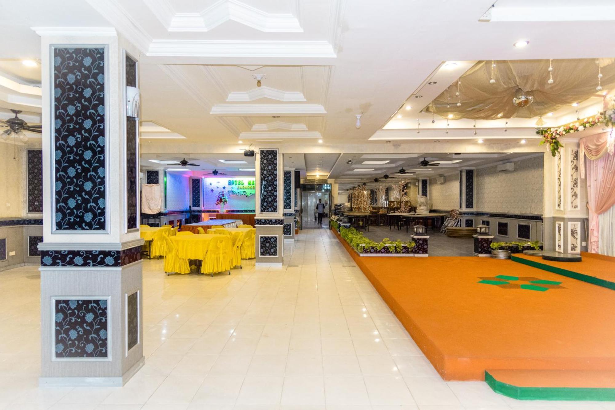Melin Hotel Tanjungpinang Extérieur photo